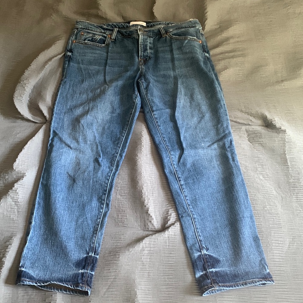 LOFT crop button front jeans gently worn. Sz 29/8